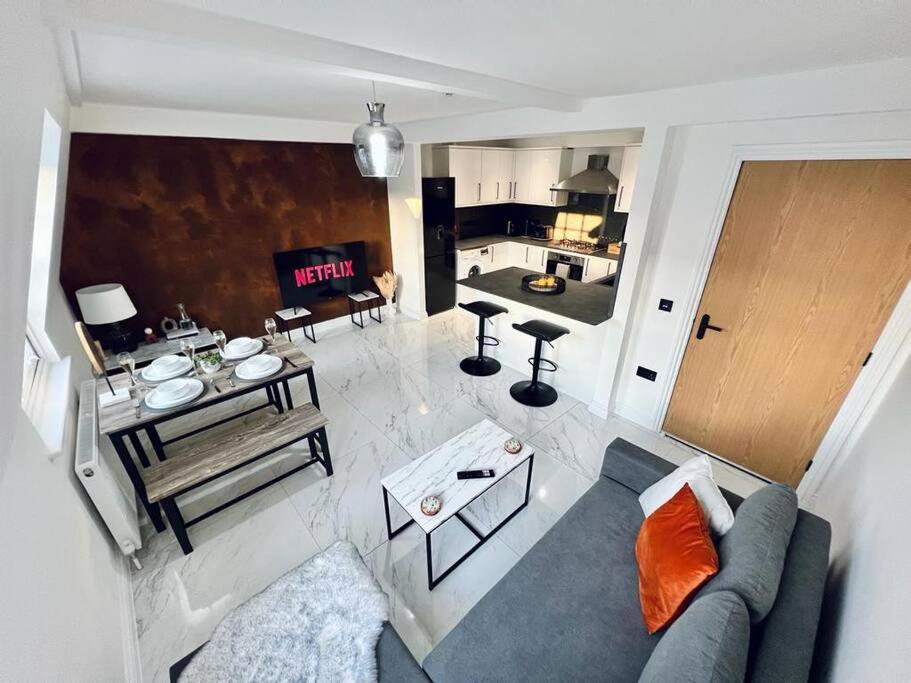 Apartament 2 Bed Harbourside Penthouse With Hot Tub & Stunning Roof Terrace Weymouth Zewnętrze zdjęcie